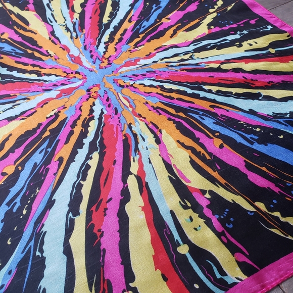 Tony & Candice Color Burst 100% Silk Square Scarf - Picture 4 of 6